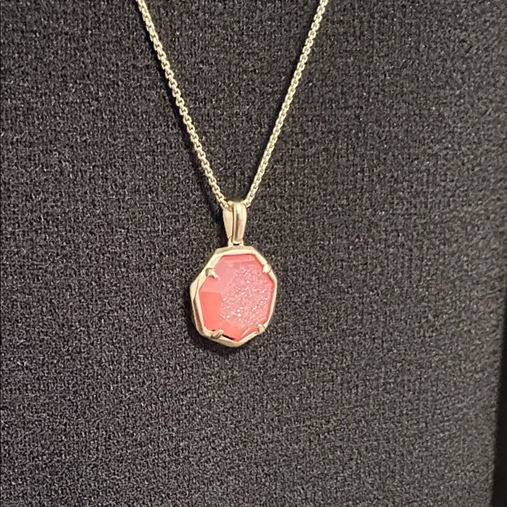 Lot of 2x [Kendra Scott] Adjustable Pink Pendant Necklace & Iridescent Bangles